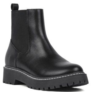 DV by Dolce Vita Lobera Chelsea Boot Black